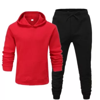 sweat a capuche et pontallon jogging